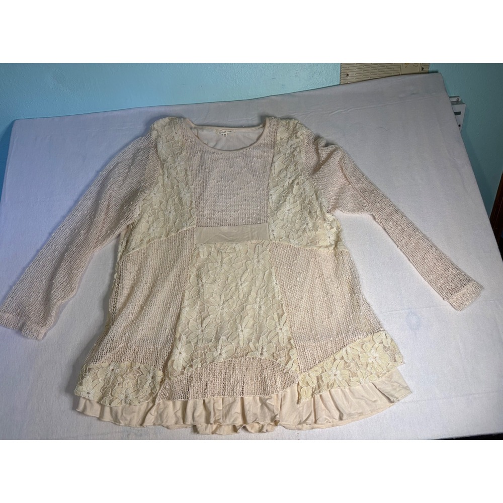 Indigo Soul Women 3XL Cream Mixed Media Lace Pointelle Ruffle Hem Tunic Top 1402